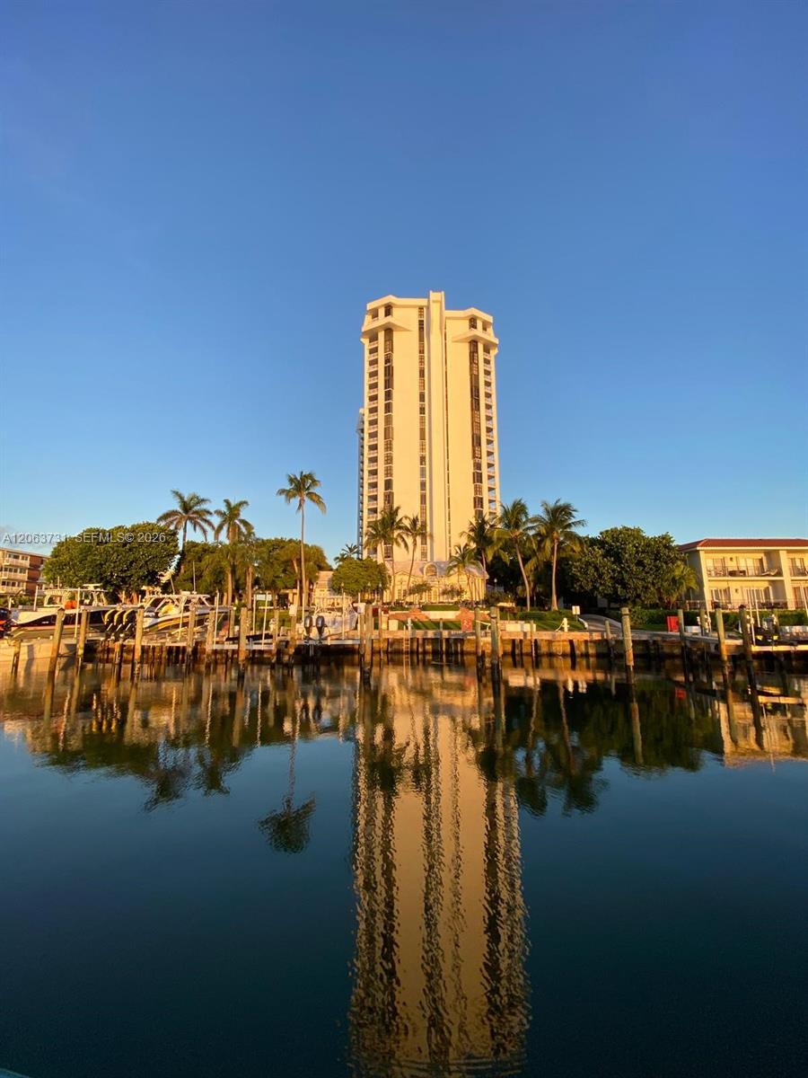 4000 Towerside Terrace