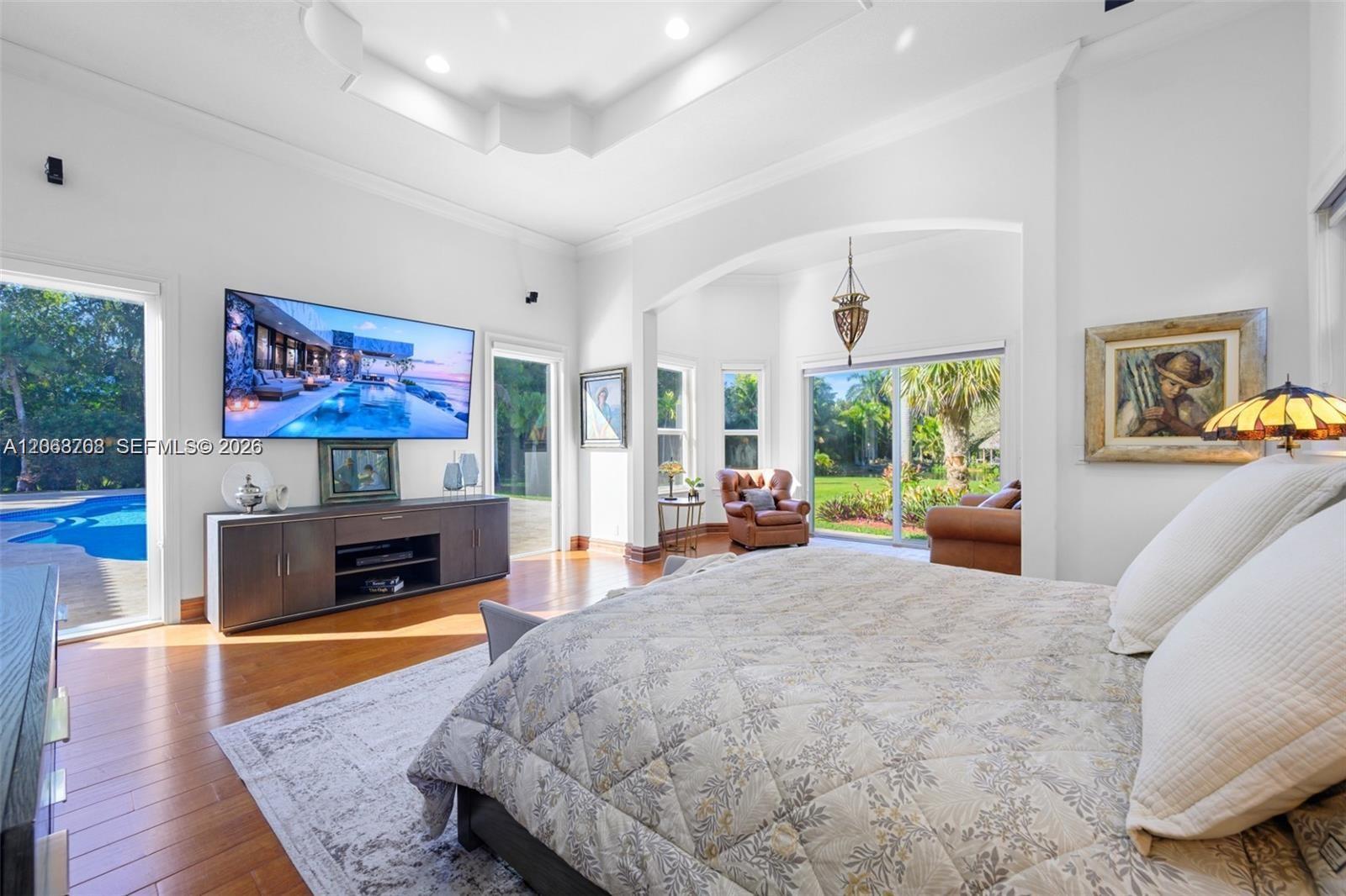 14211 Sunset Lane