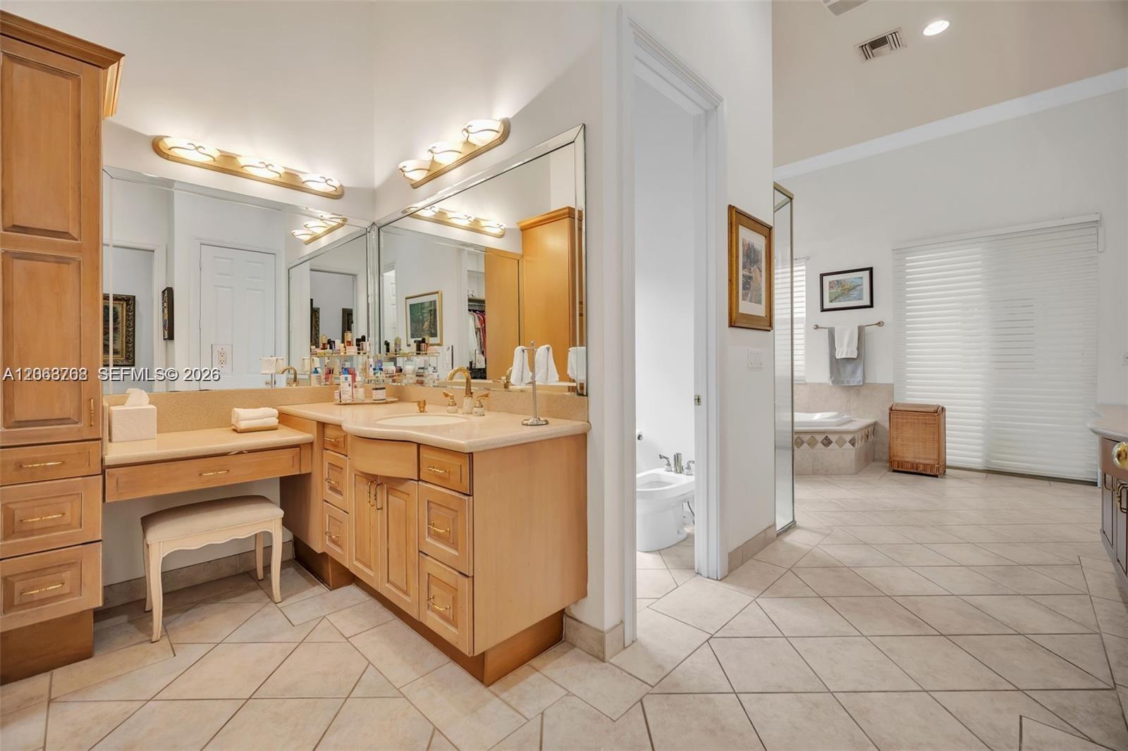 14211 Sunset Lane