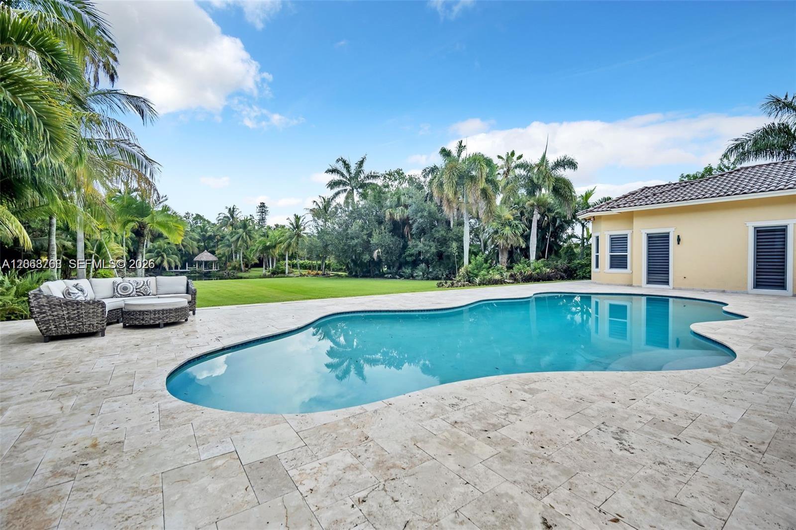 14211 Sunset Lane