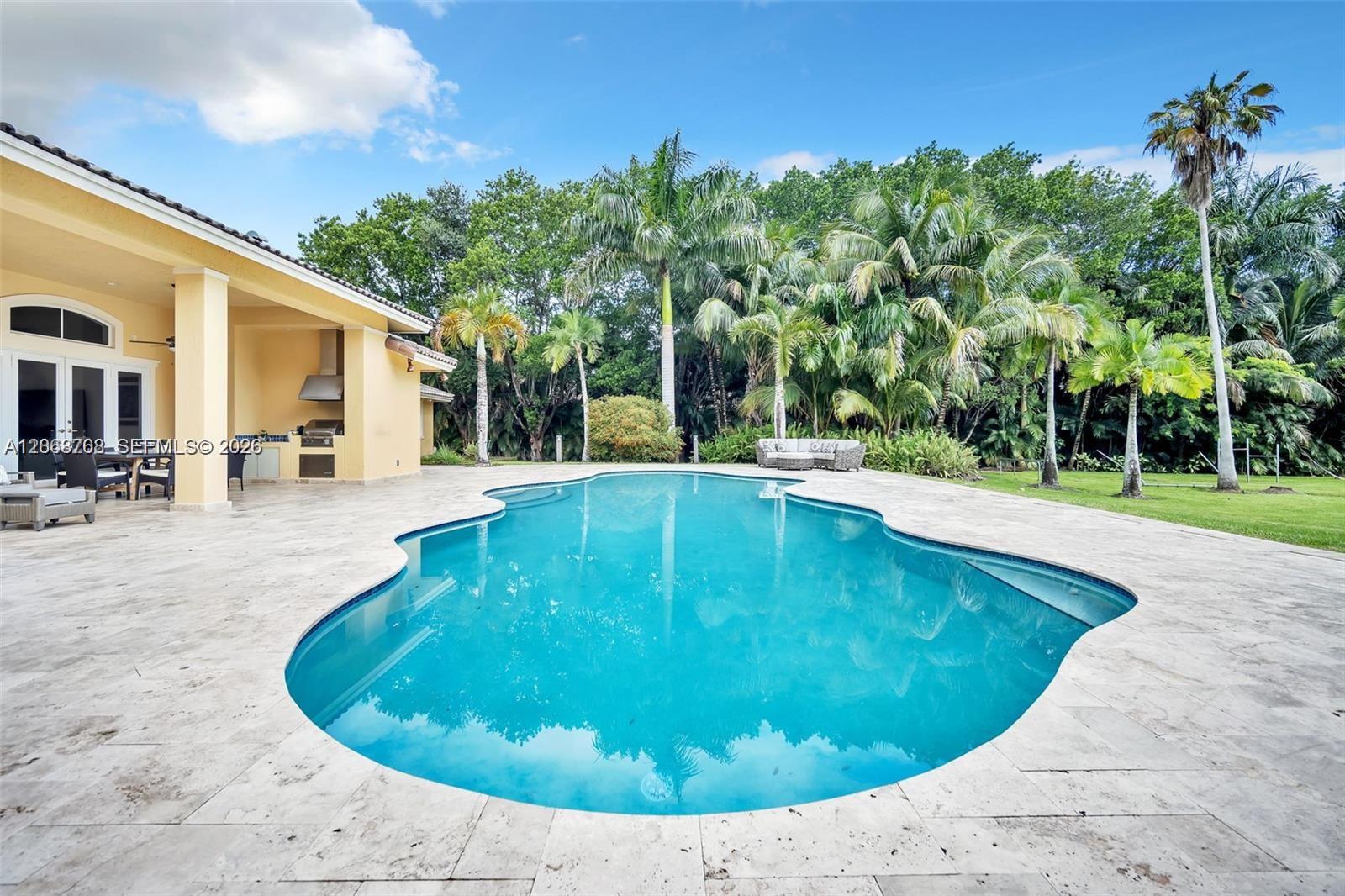 14211 Sunset Lane