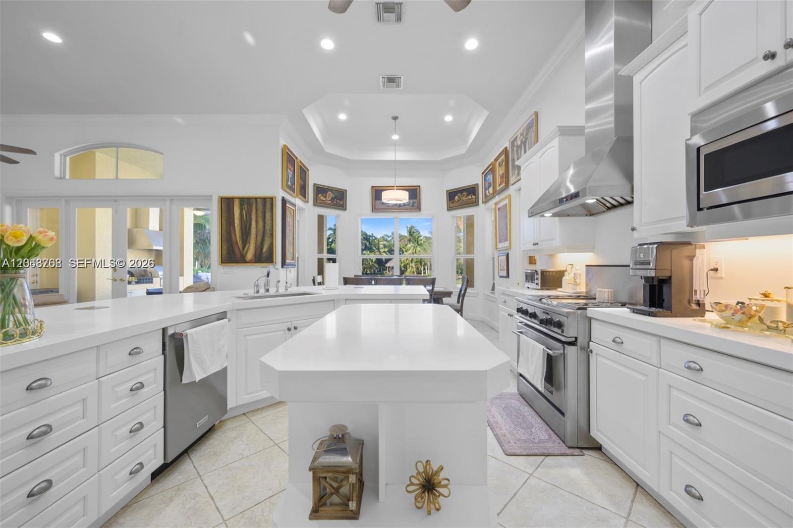 14211 Sunset Lane