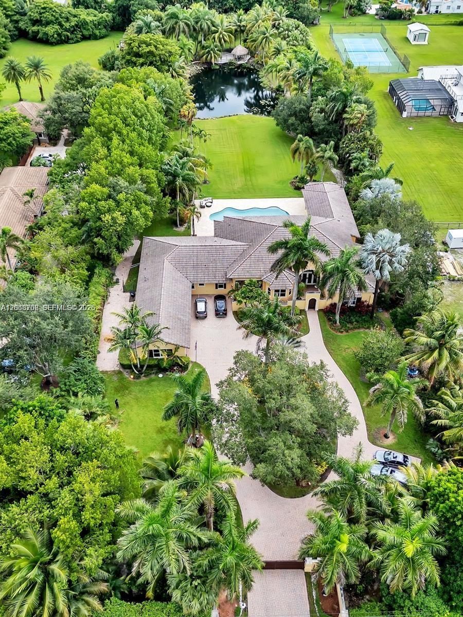 14211 Sunset Lane