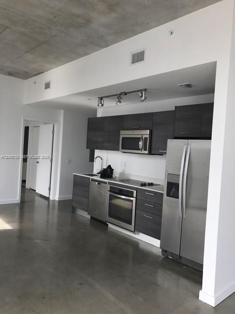 151 SE 1st Street