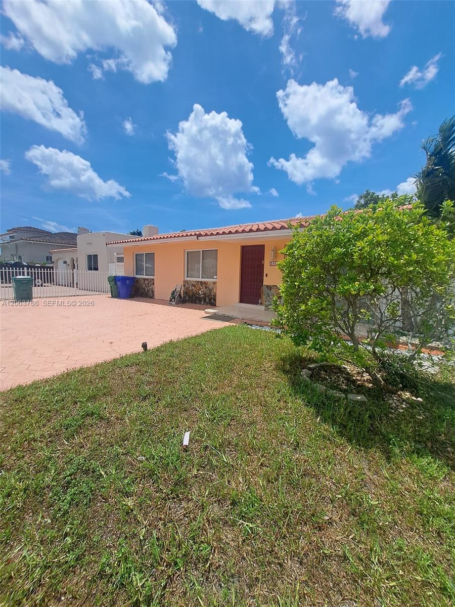 3062 SW 14th Street