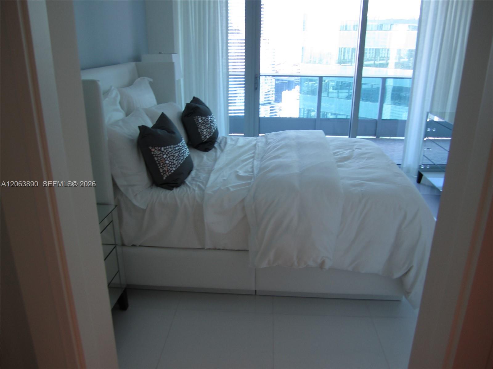 200 Biscayne Boulevard Way
