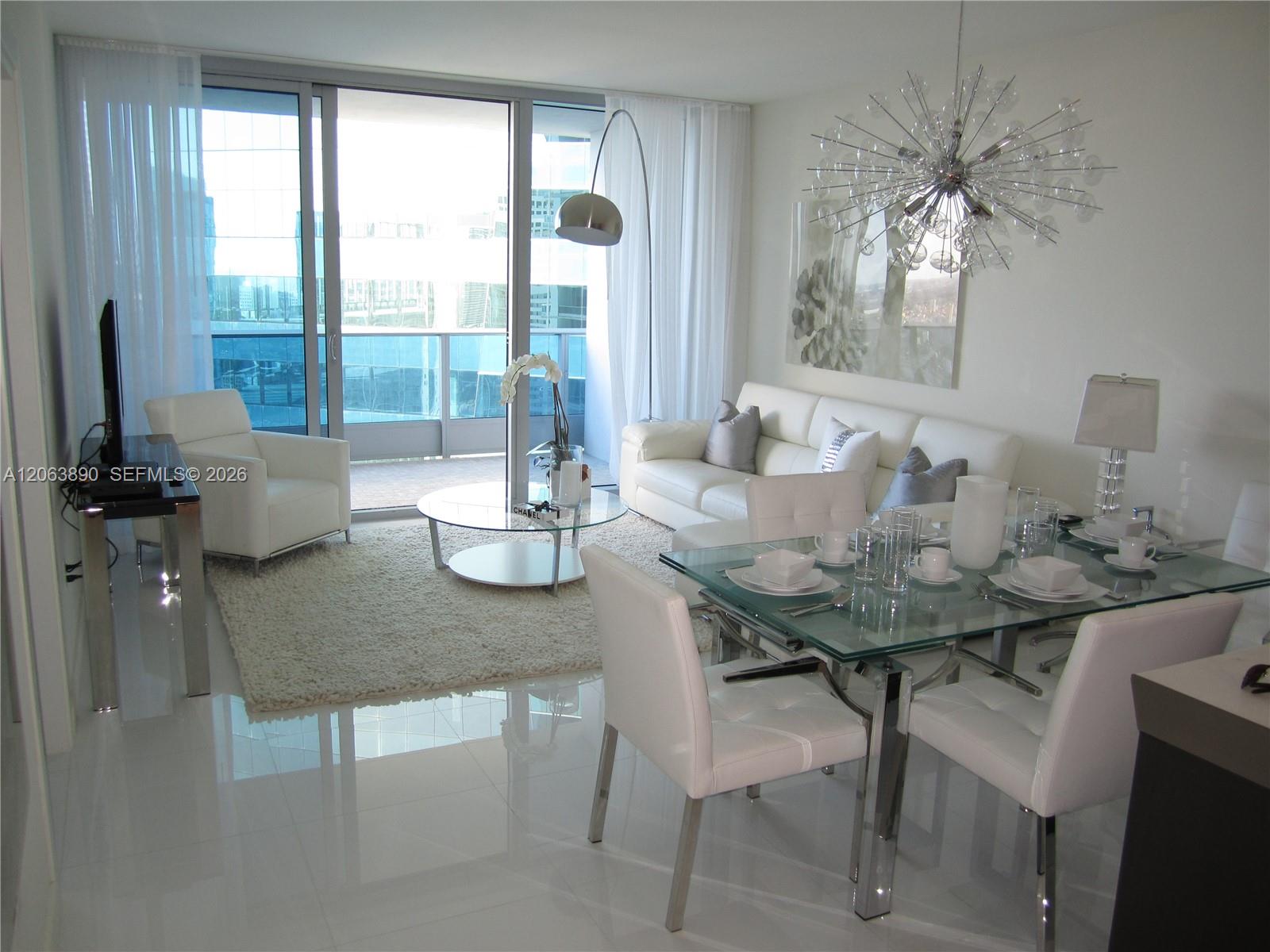 200 Biscayne Boulevard Way