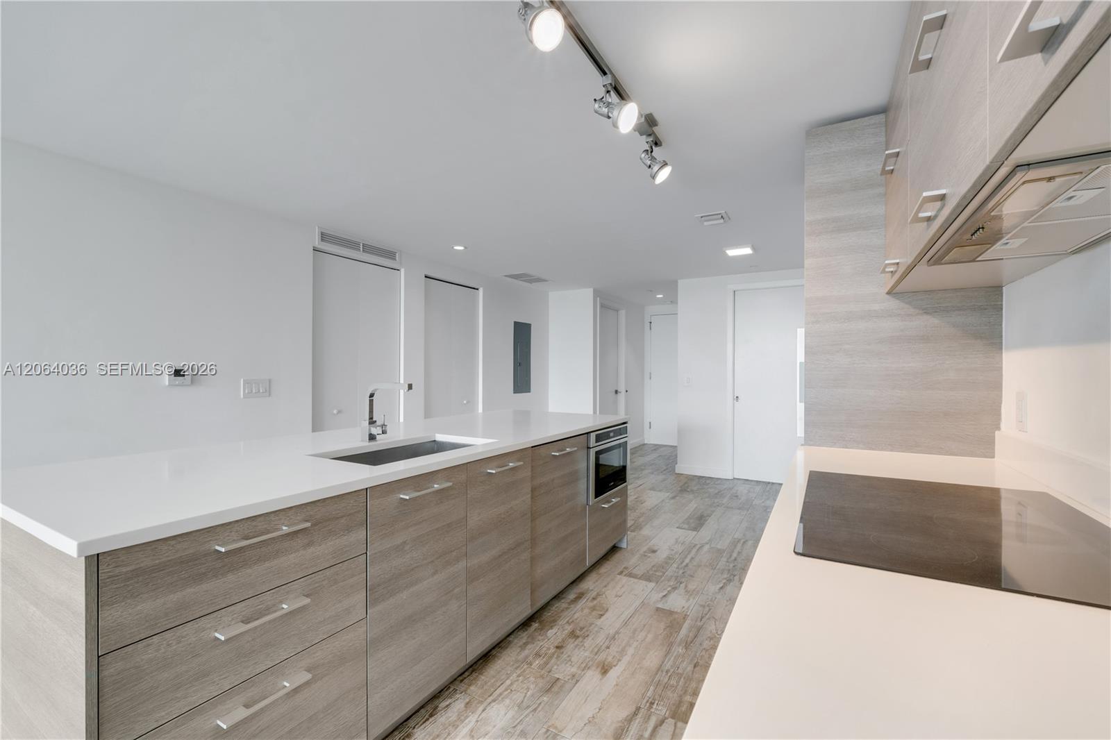 650 NE 32nd Street
