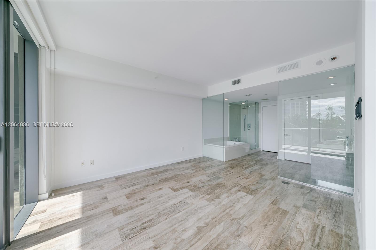 650 NE 32nd Street