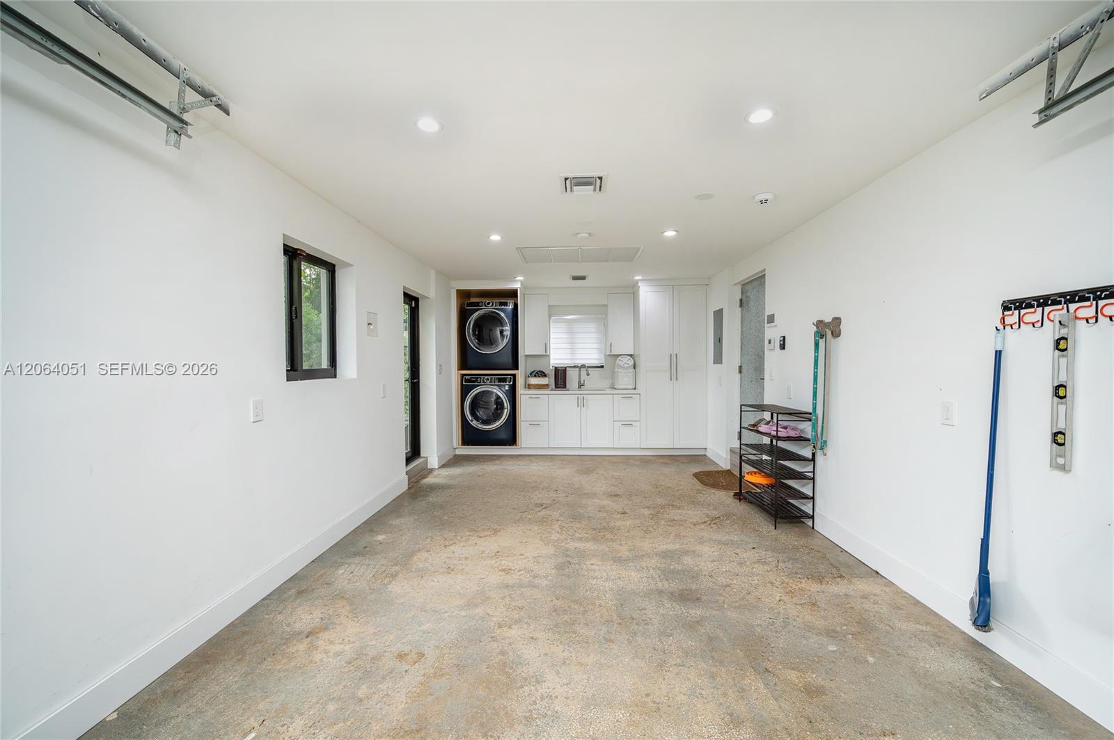 831 Cortez Street