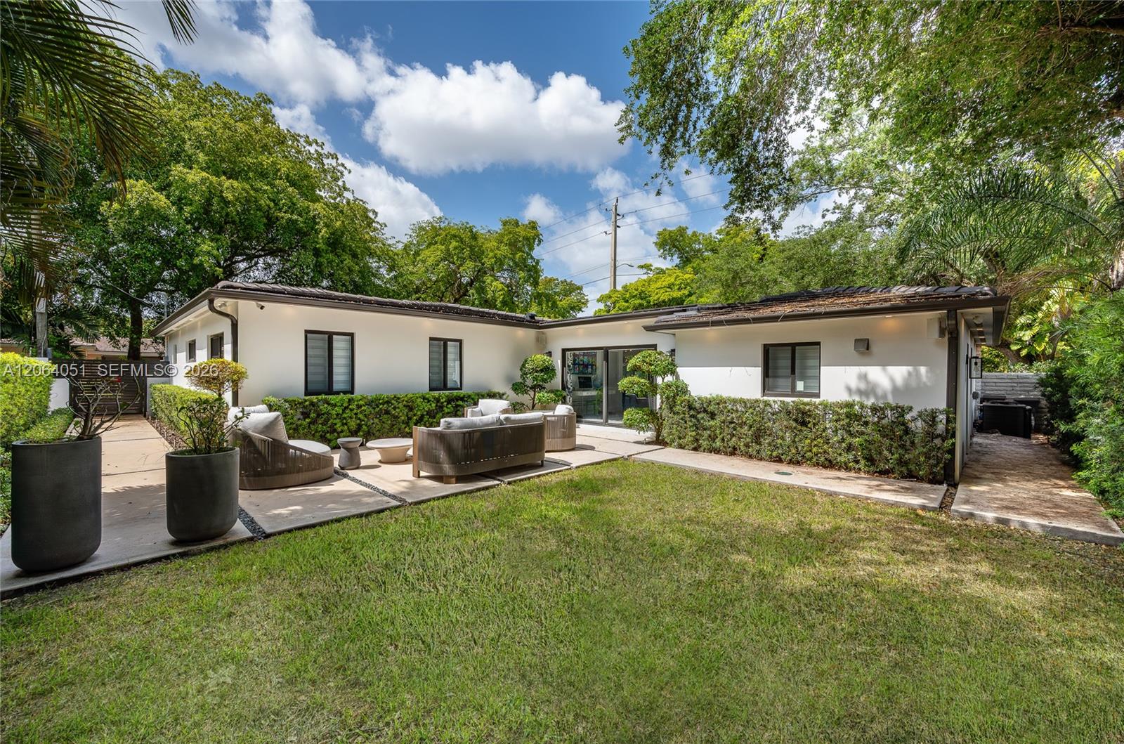 831 Cortez Street