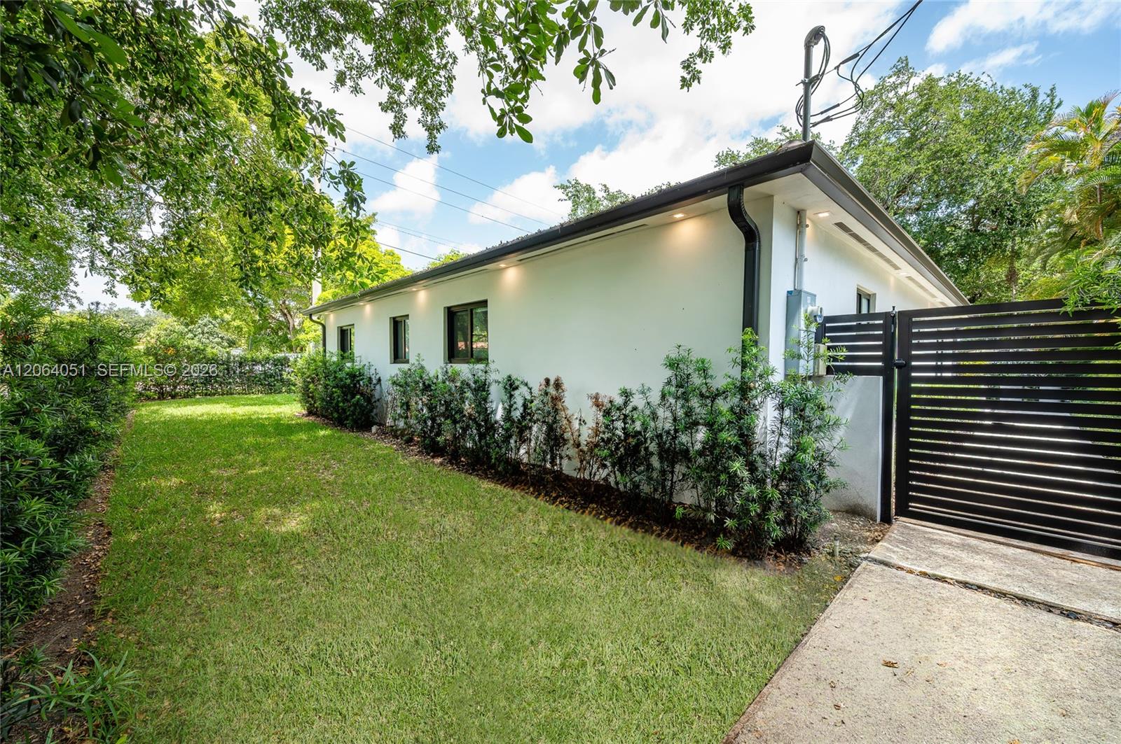 831 Cortez Street