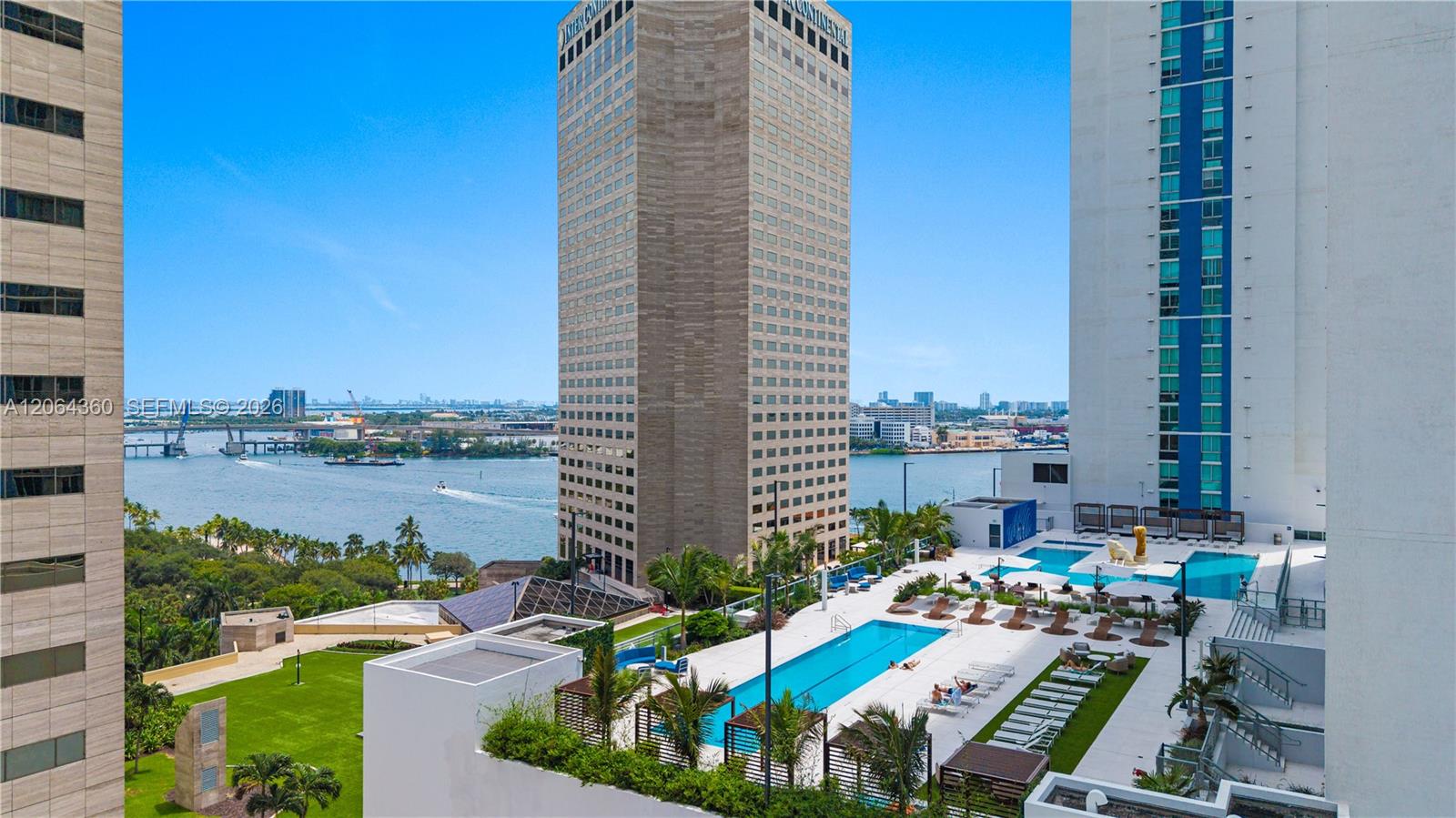 325 S Biscayne Boulevard