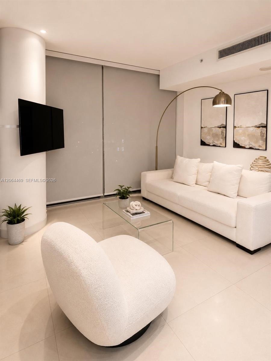 92 SW 3rd Street