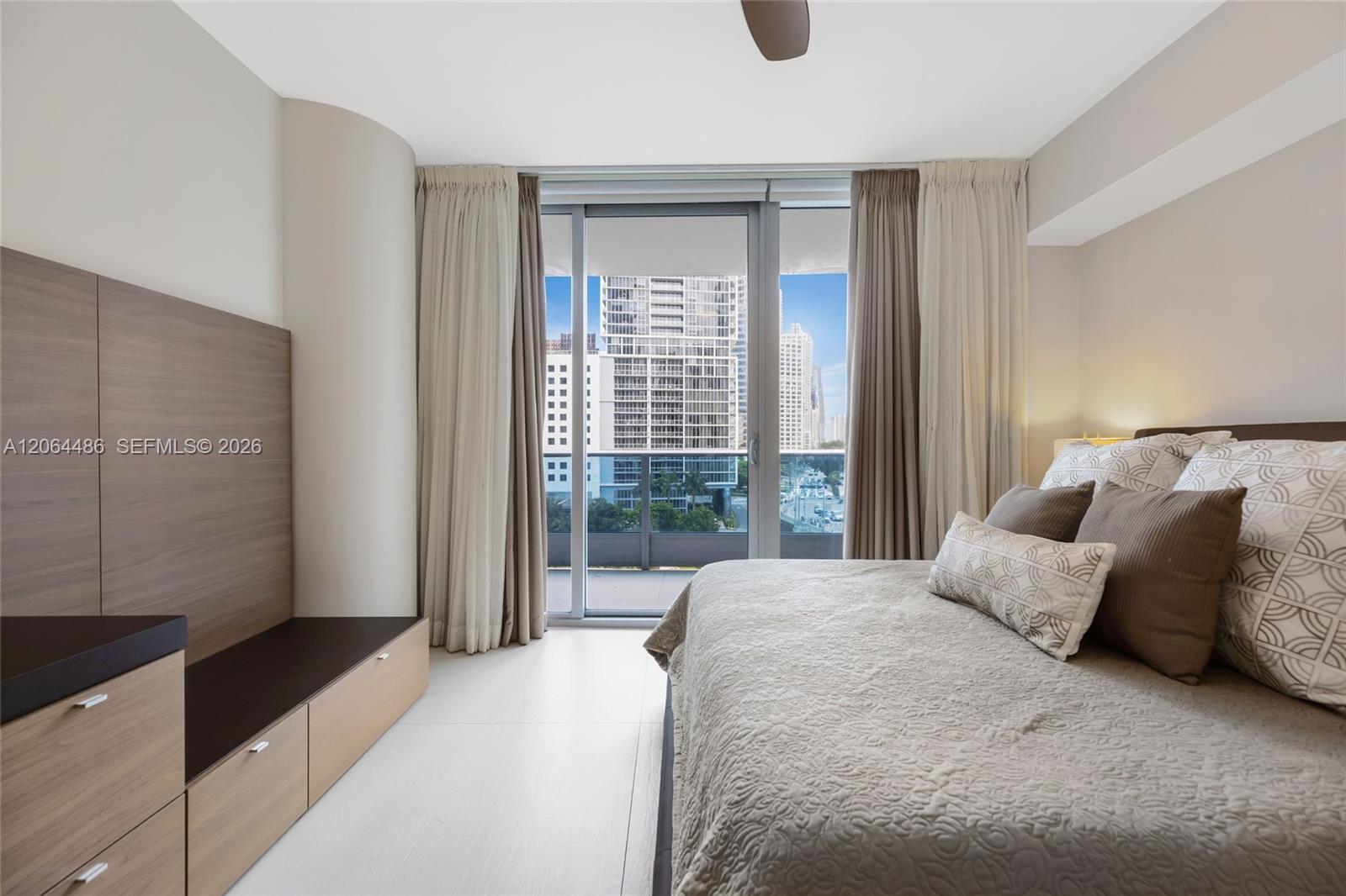 200 Biscayne Boulevard Way