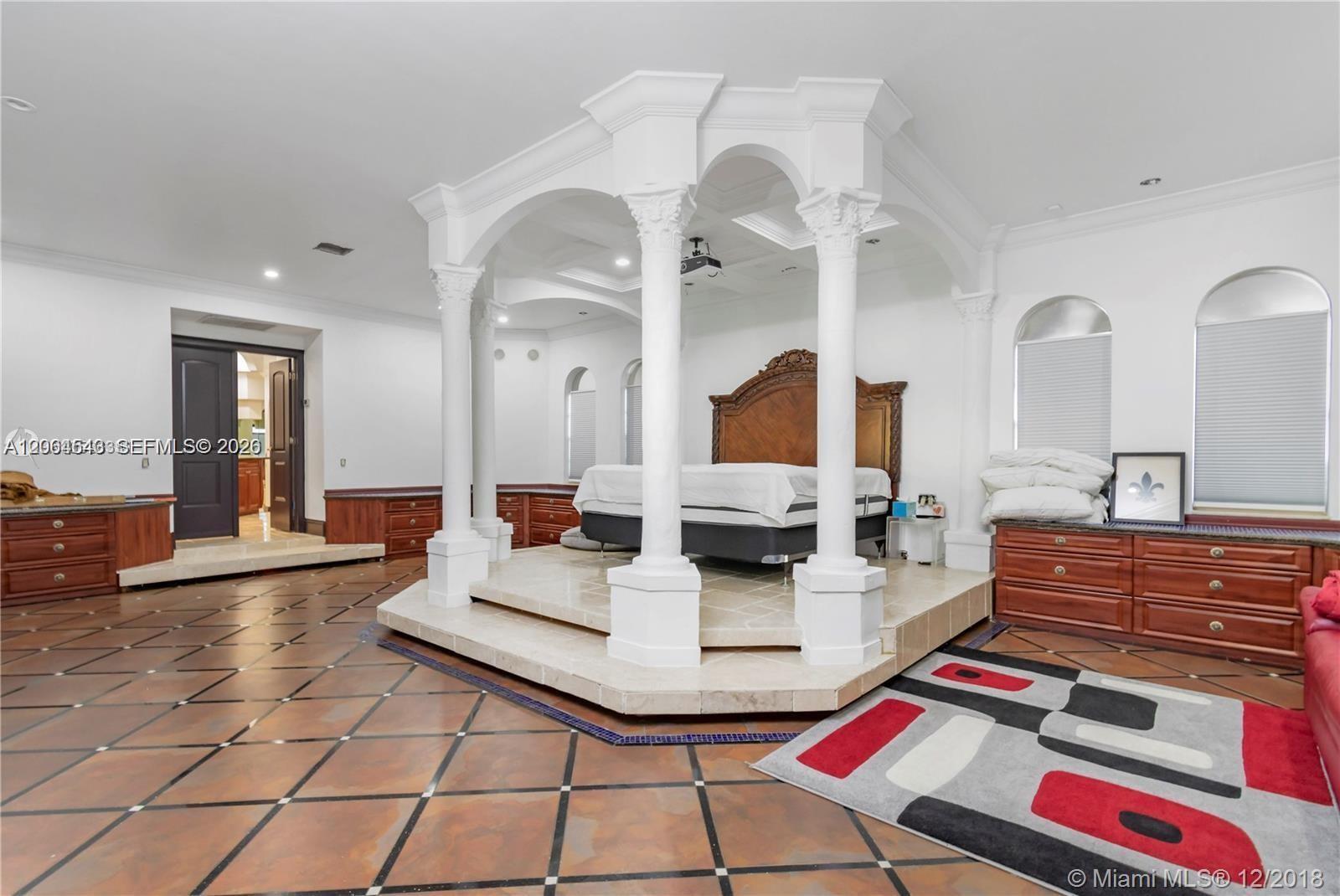 7248 NW 48th Court
