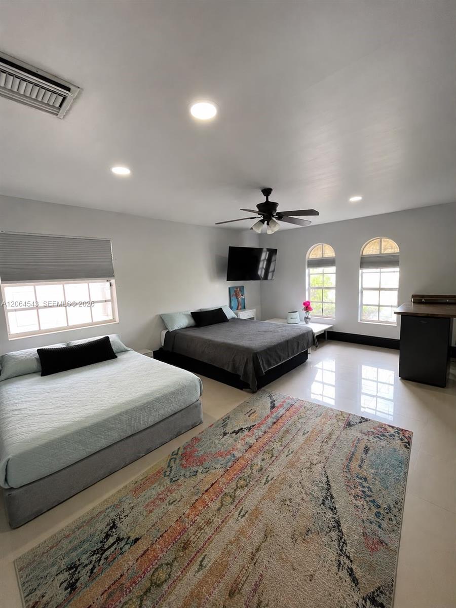 7248 NW 48th Court