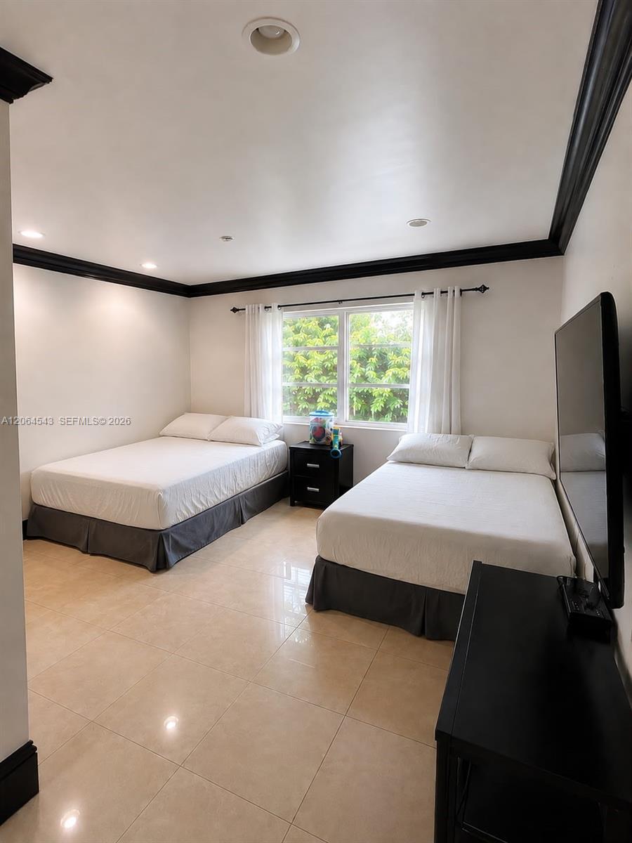 7248 NW 48th Court