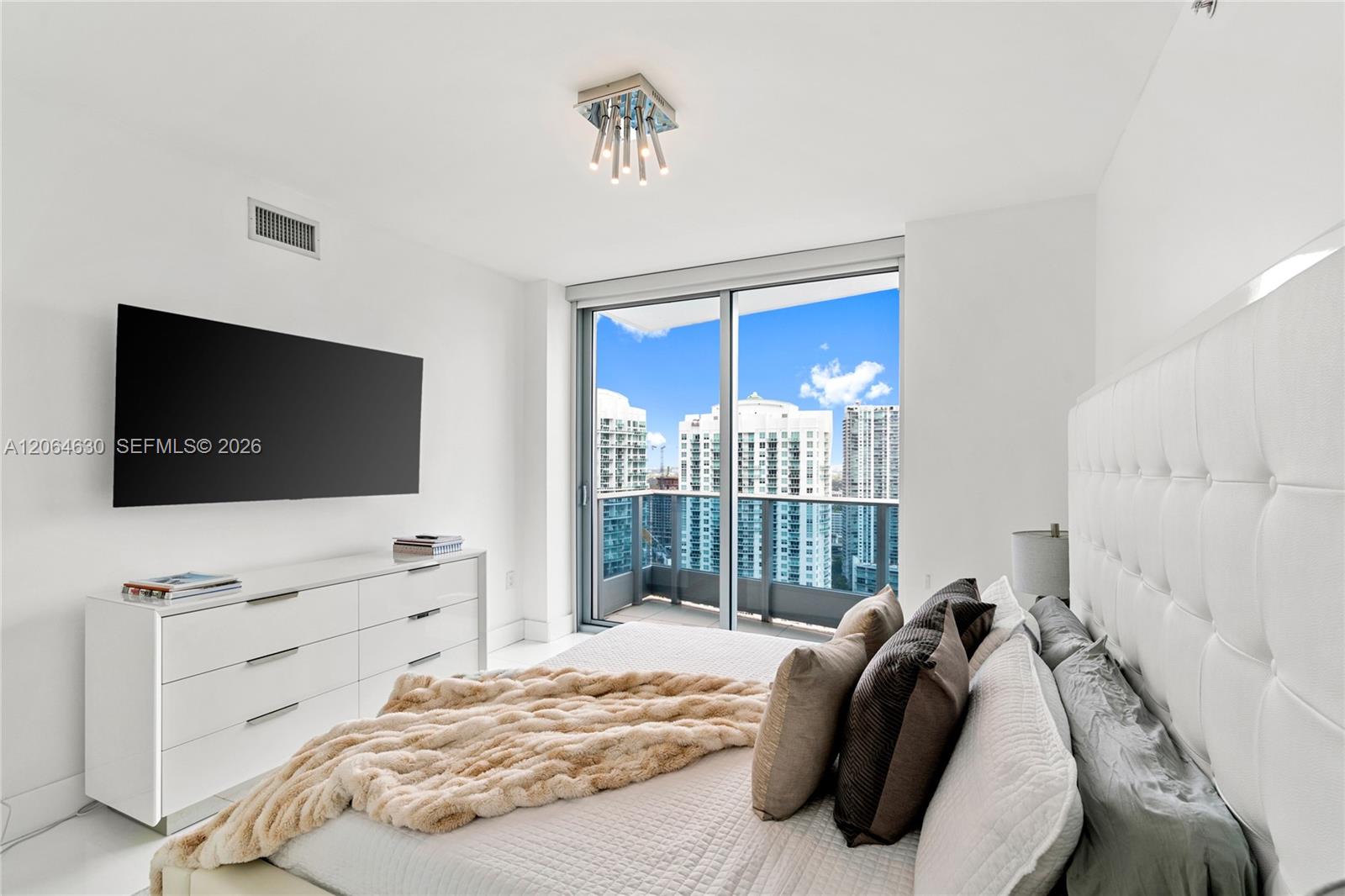 200 Biscayne Boulevard Way