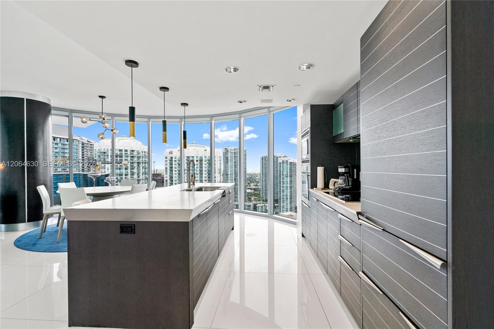 200 Biscayne Boulevard Way