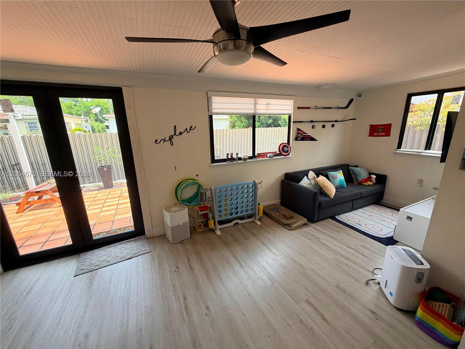 1525 SW 19th Terrace