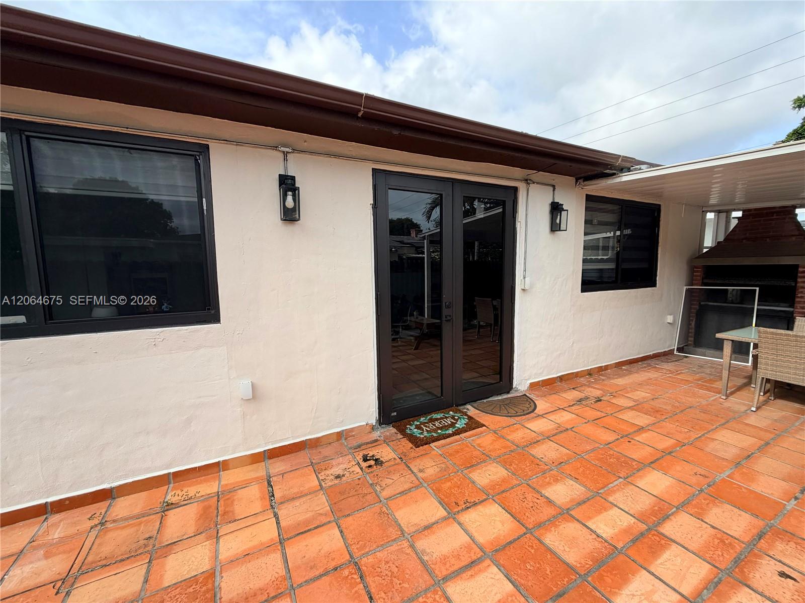 1525 SW 19th Terrace