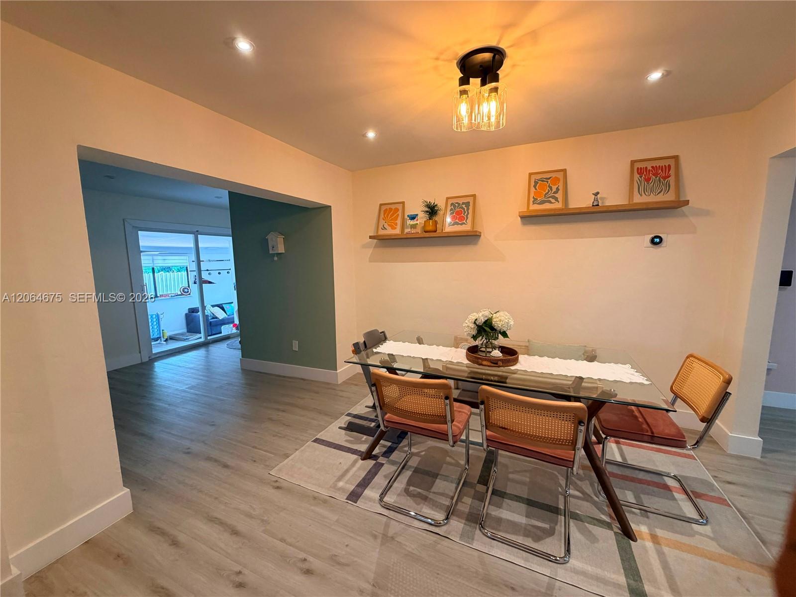 1525 SW 19th Terrace