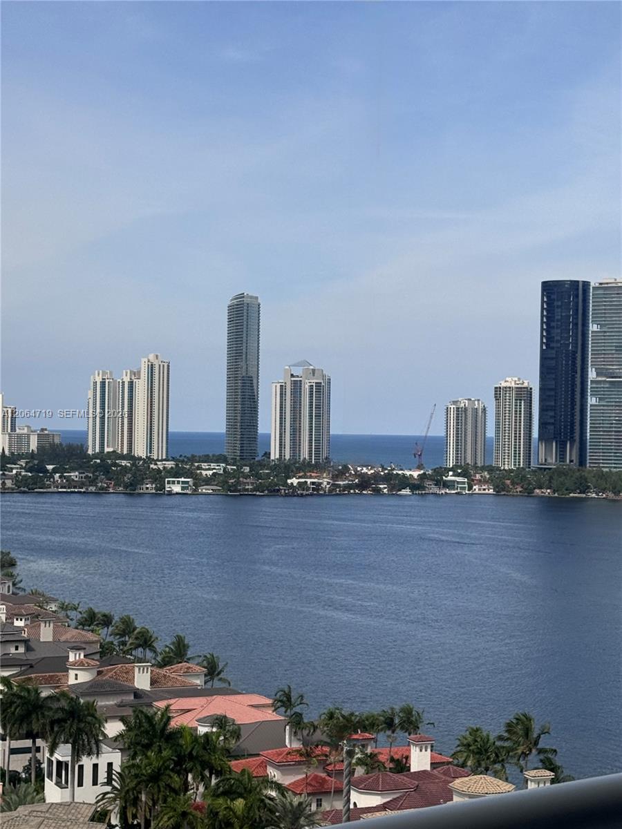 4000 Island Boulevard