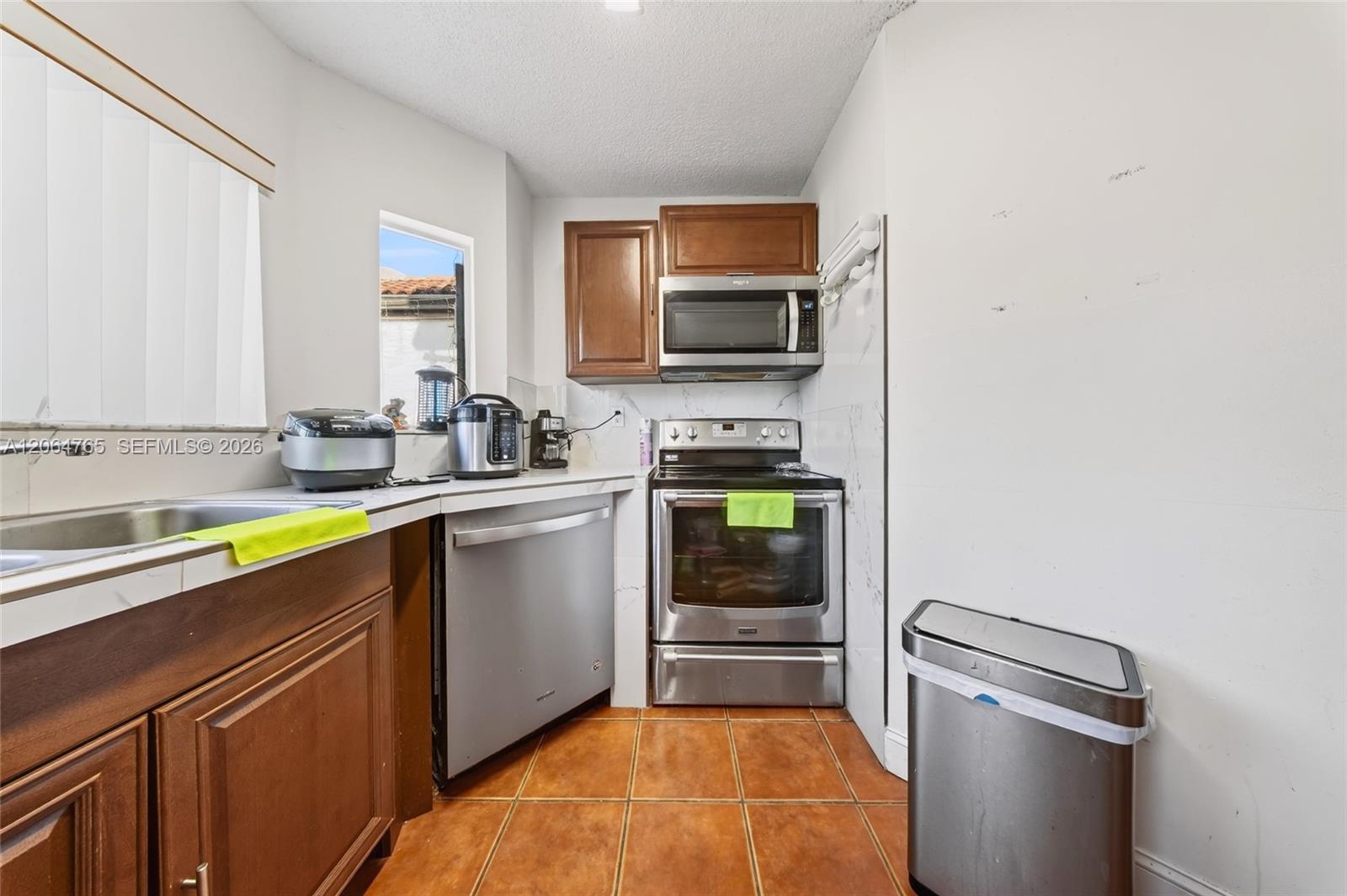 14137 SW 164th Terrace