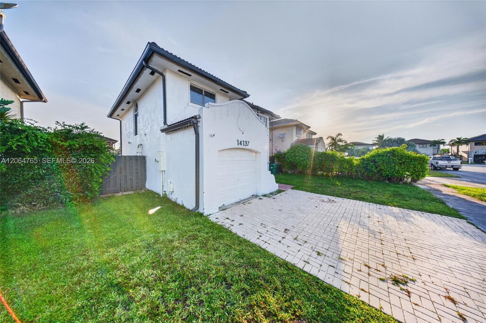 14137 SW 164th Terrace