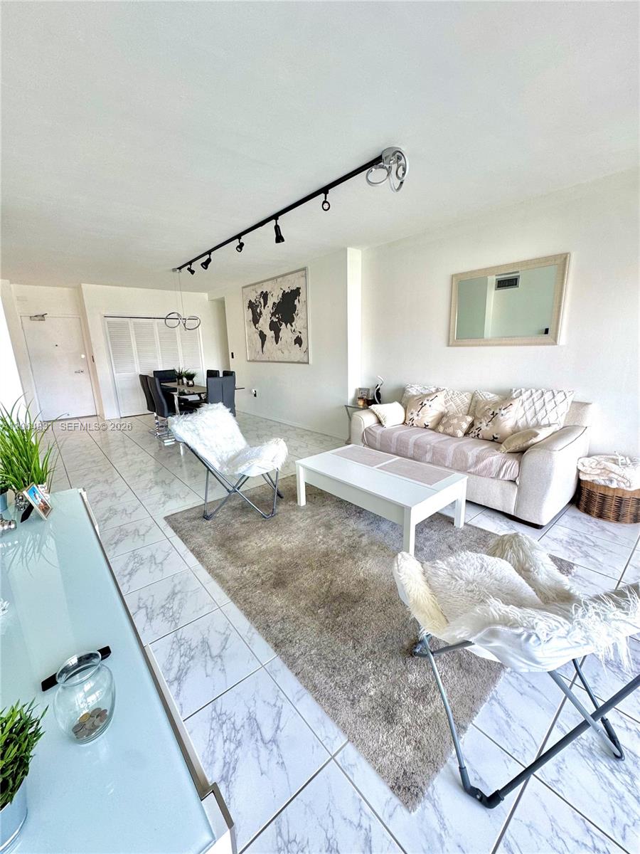 300 Bayview Drive