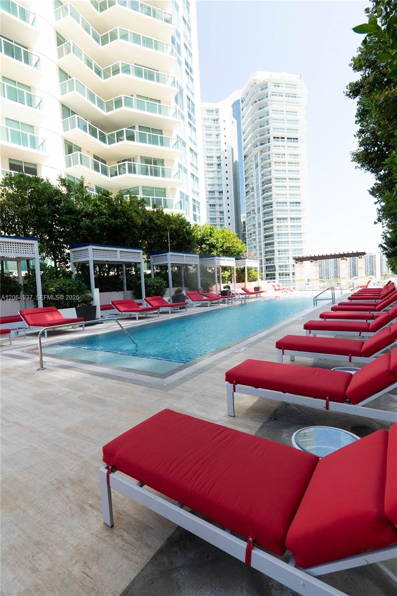 150 Sunny Isles Boulevard