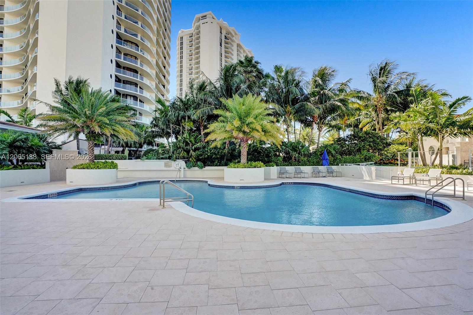 3000 Island Boulevard