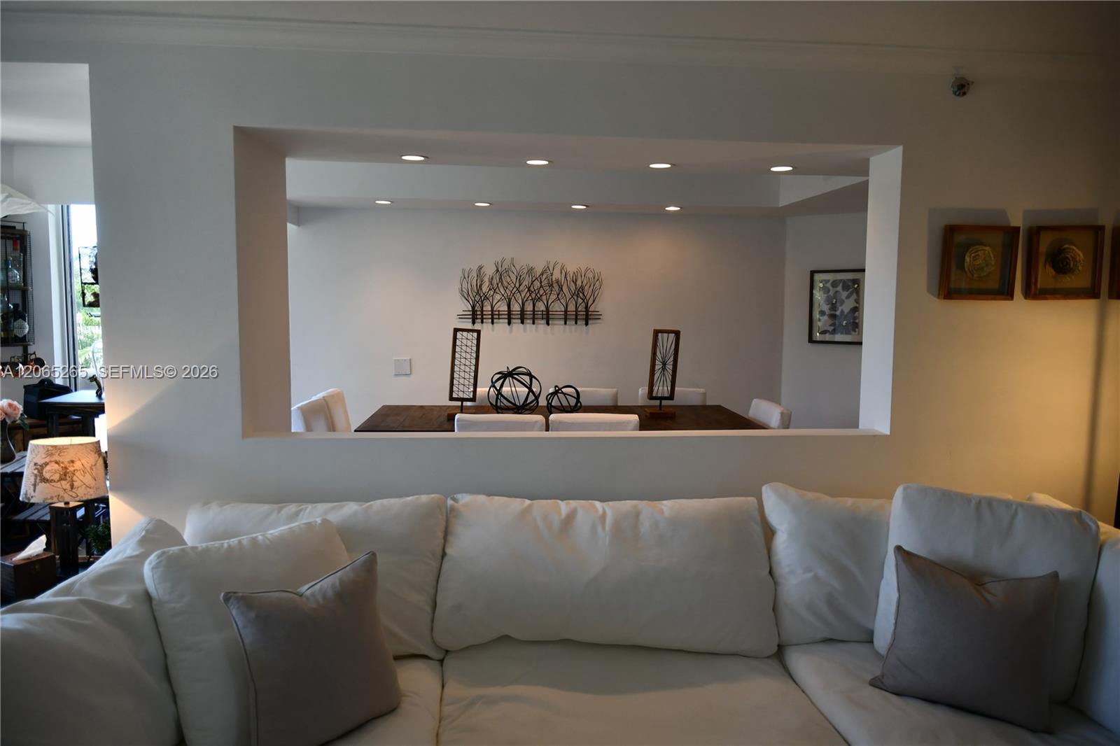 1000 E Island Boulevard