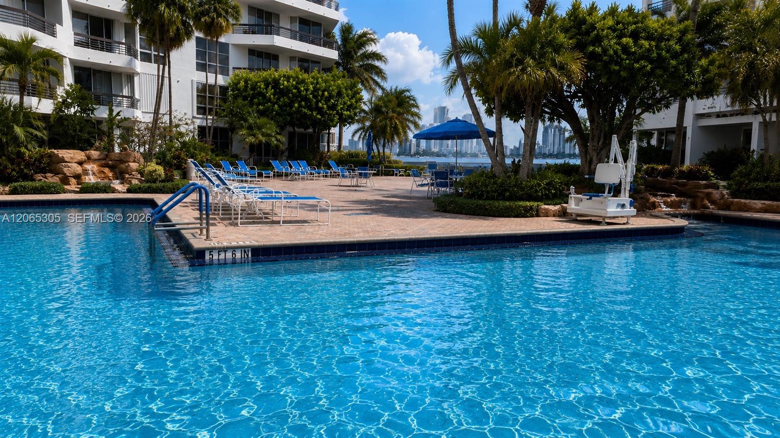 3600 Mystic Pointe Drive