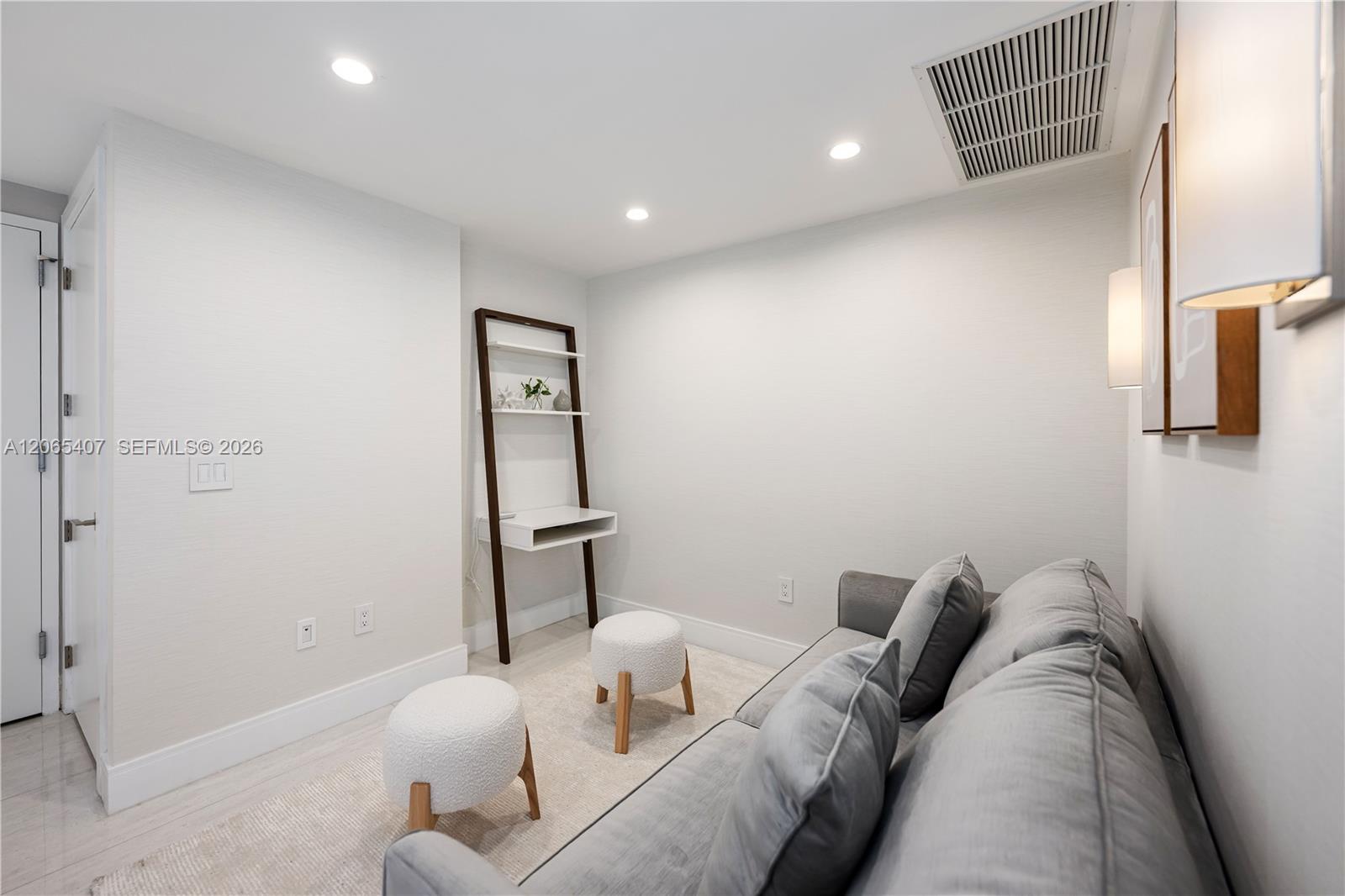 650 NE 32nd Street