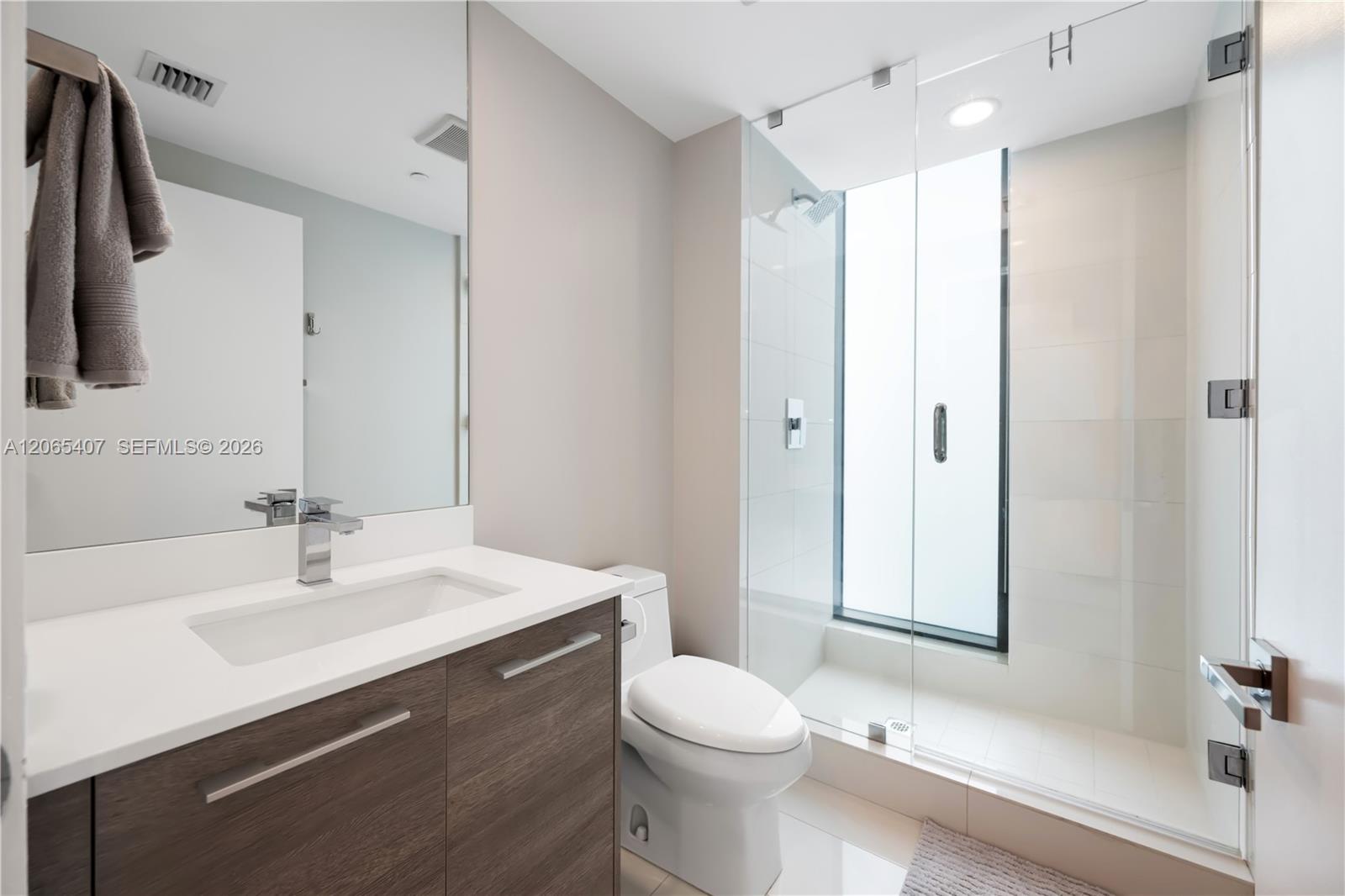 650 NE 32nd Street