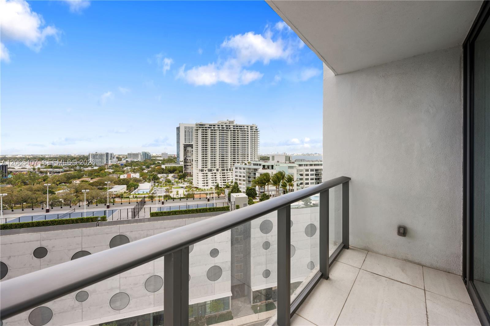 650 NE 32nd Street