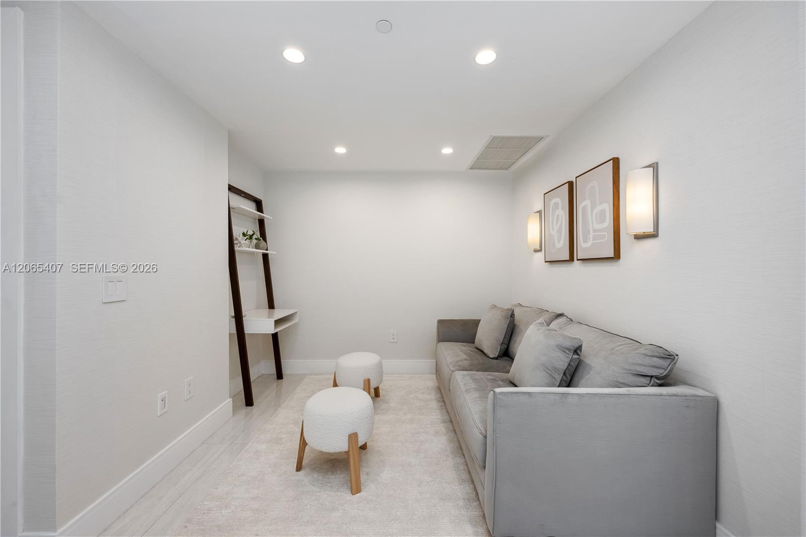 650 NE 32nd Street