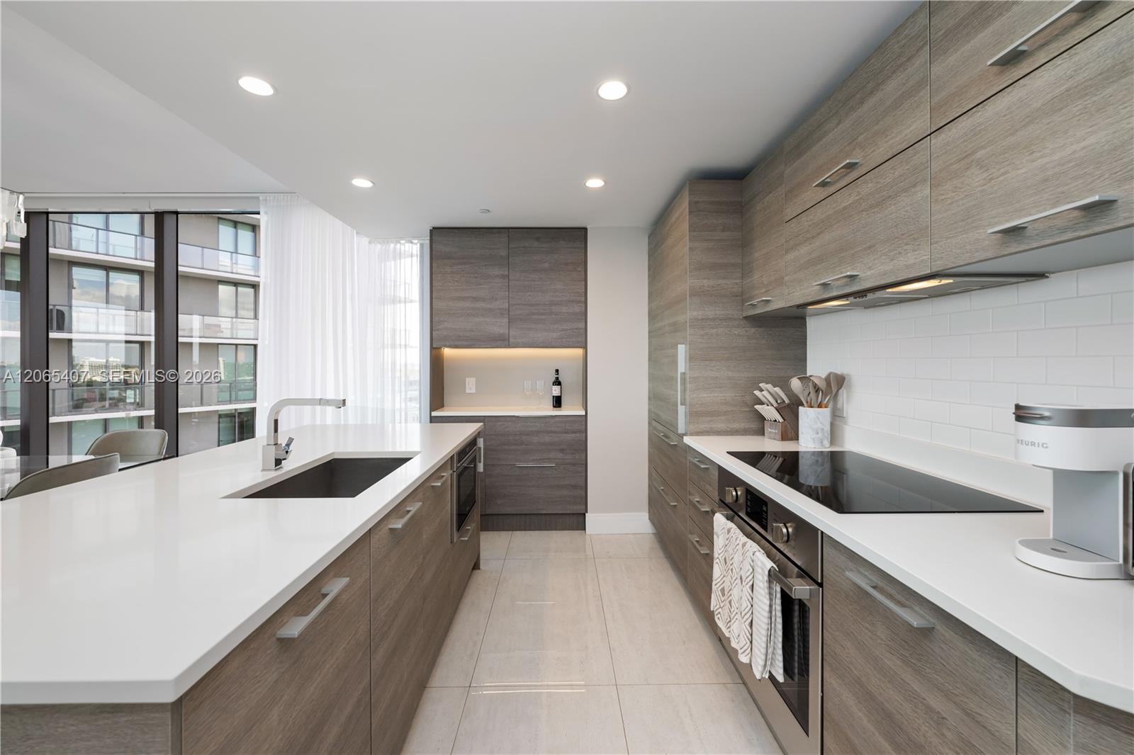 650 NE 32nd Street