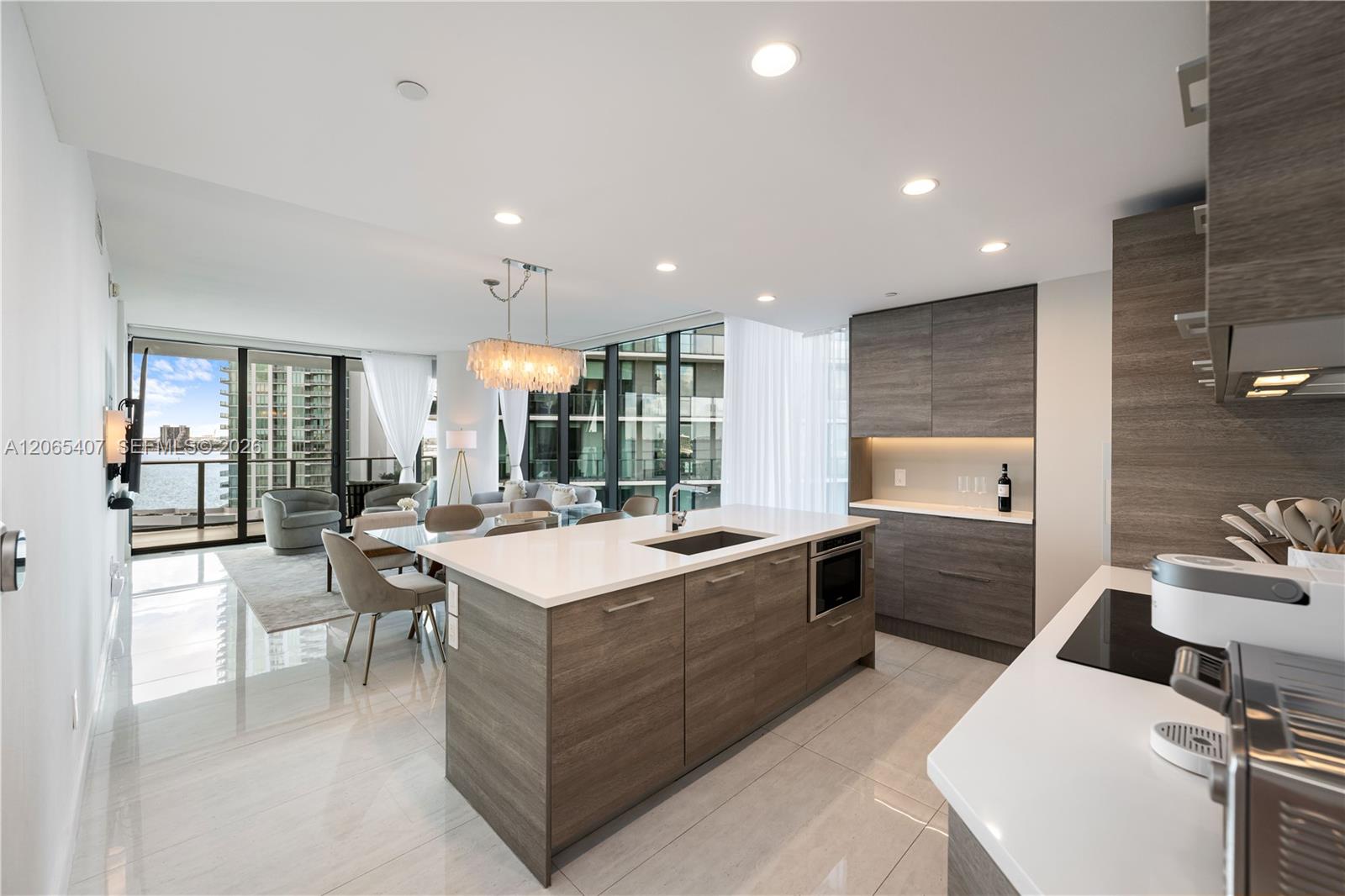 650 NE 32nd Street