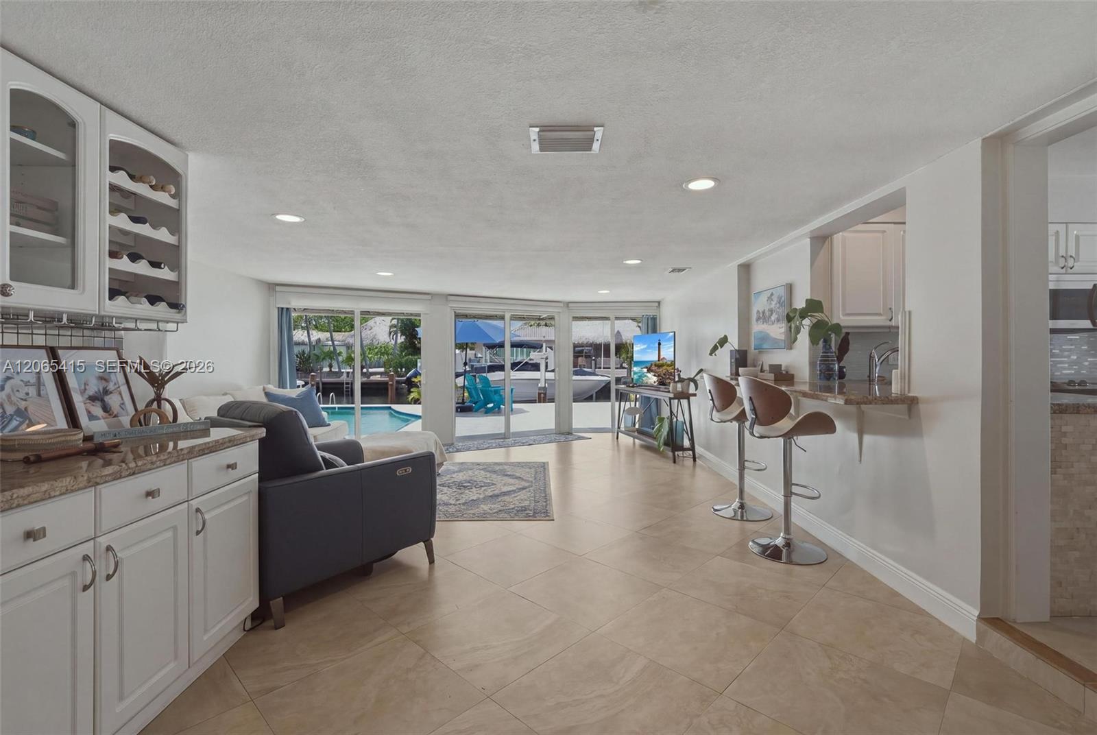 491 SE 10th Avenue