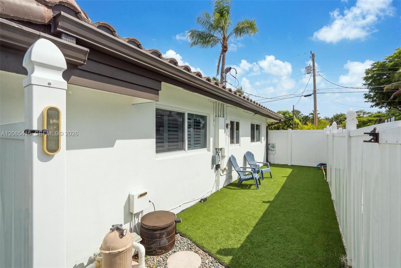 491 SE 10th Avenue