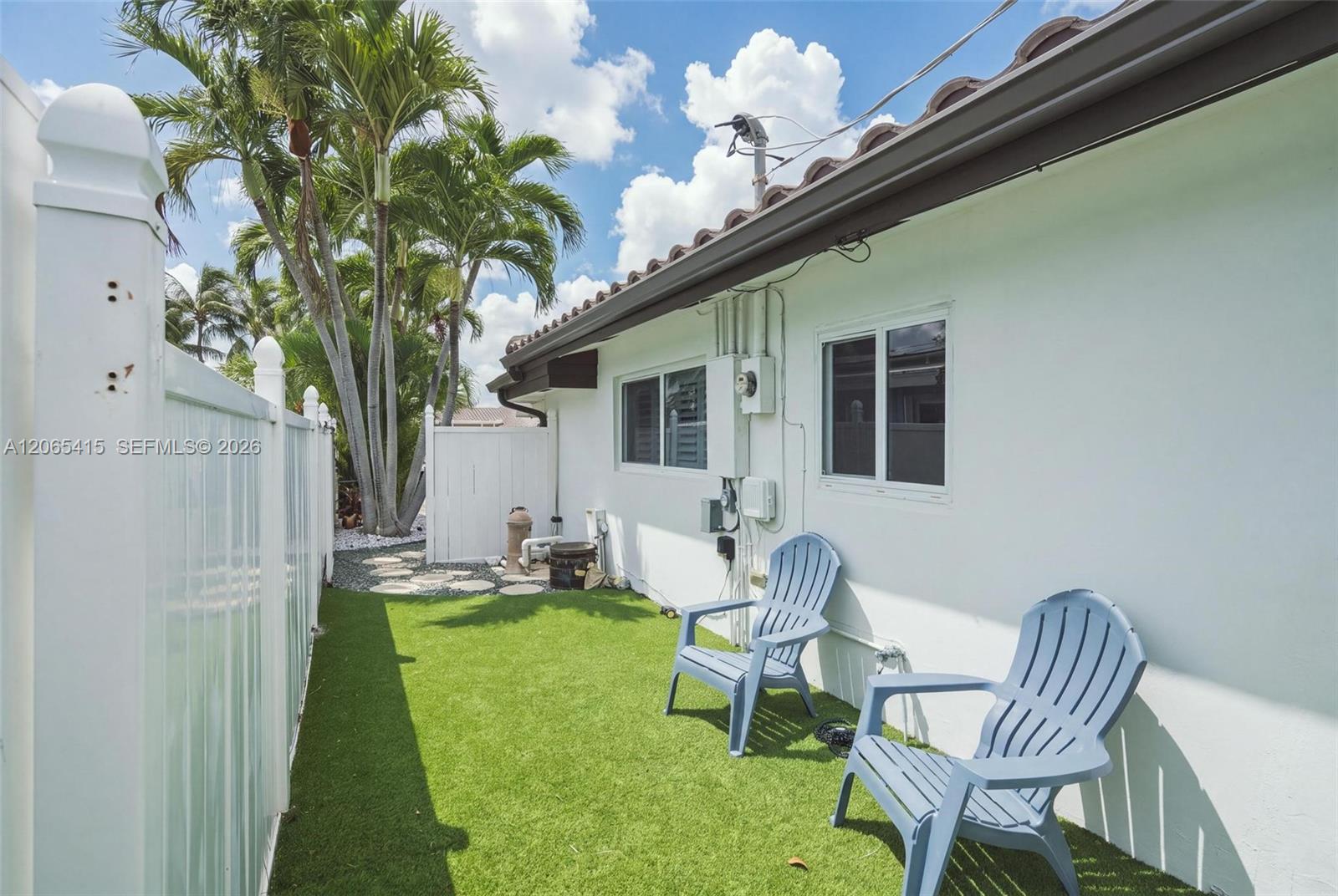 491 SE 10th Avenue