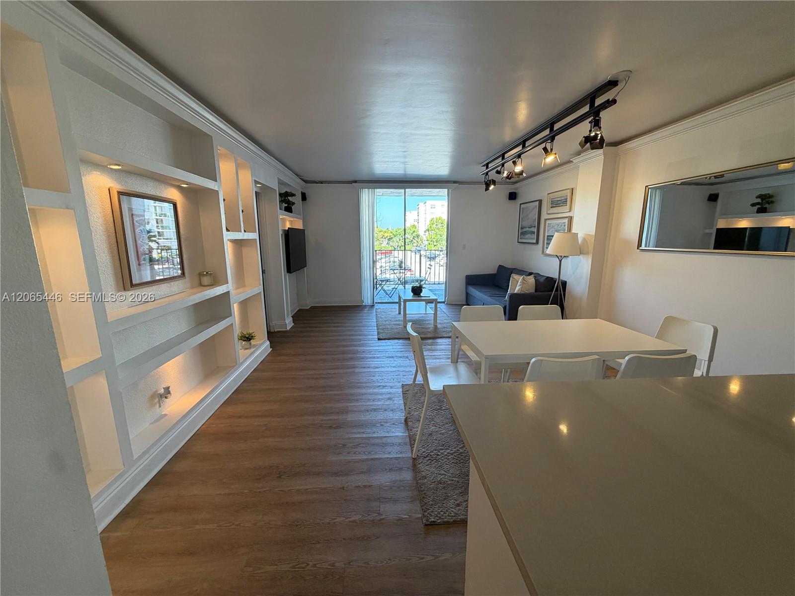 2903 N Miami Beach Boulevard