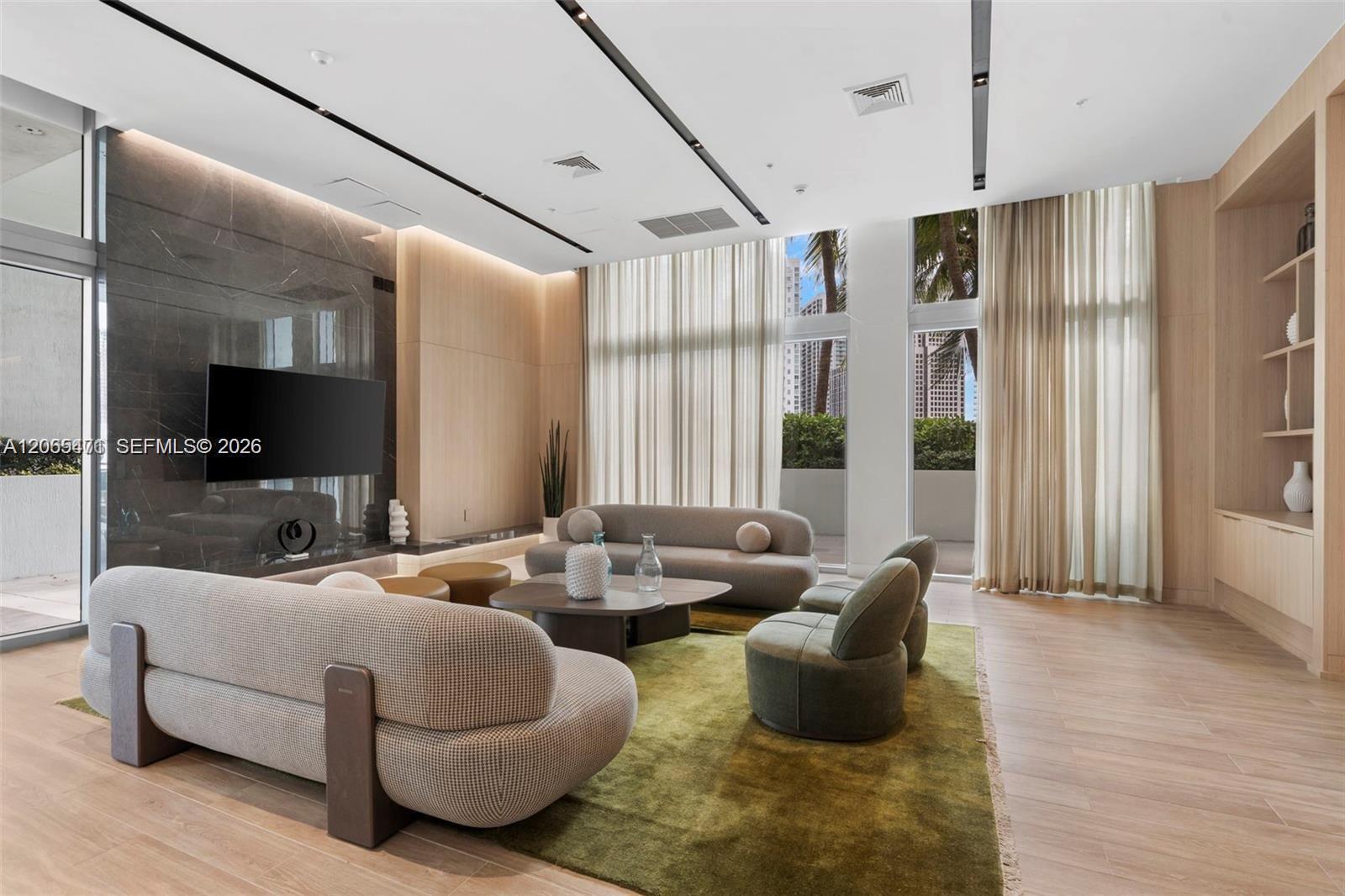 90 SW 3rd Street