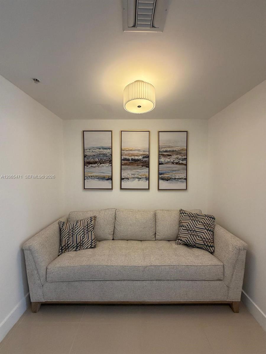 90 SW 3rd Street