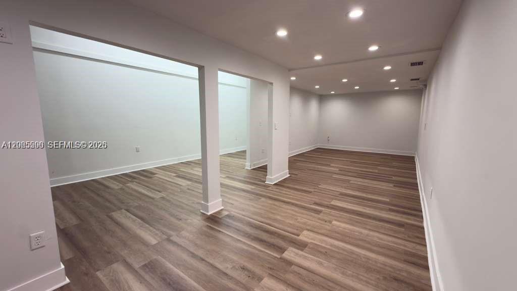 1671 W 37th Street