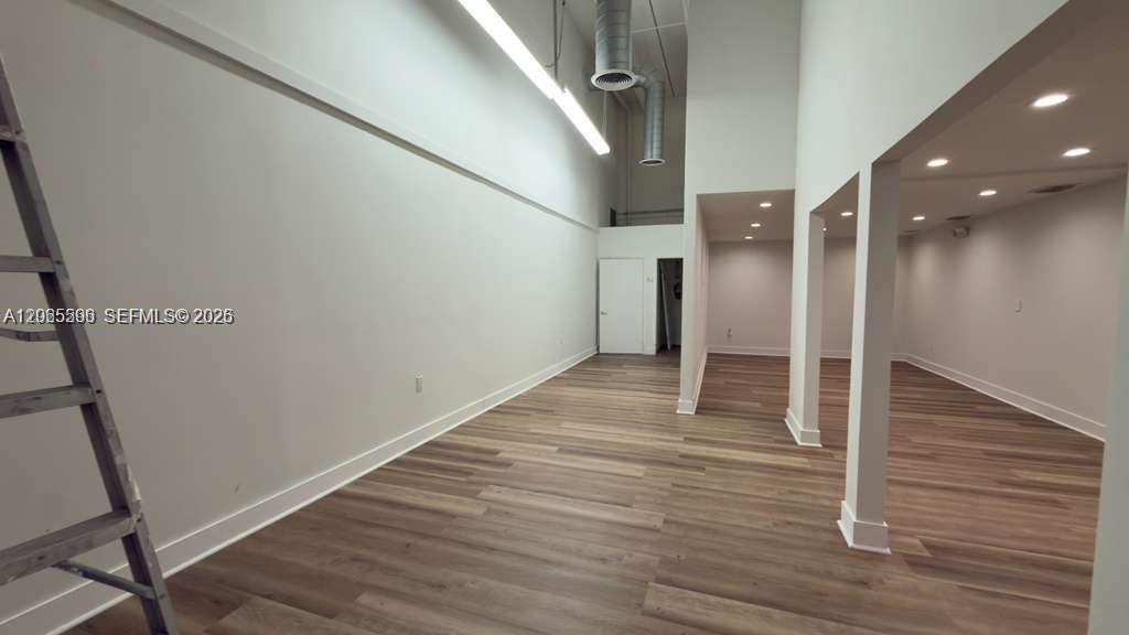 1671 W 37th Street