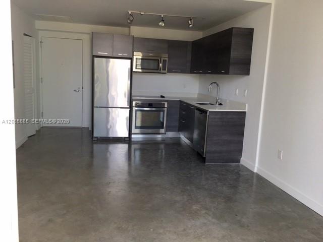 151 SE 1 Street